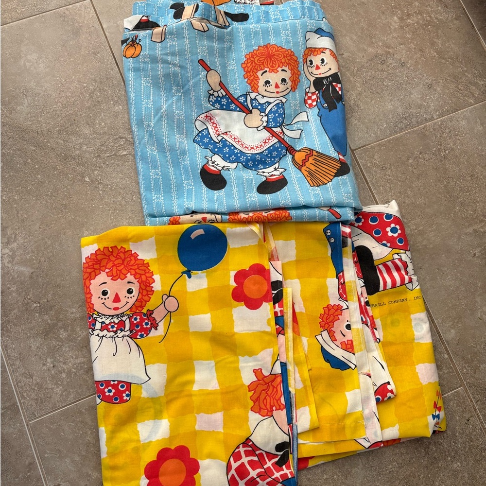 Vintage Raggedy Ann Cotton flat sheet bed - Yellow & Blue